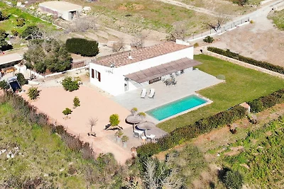 Finca Son Alcaines Petit 249 by Mal