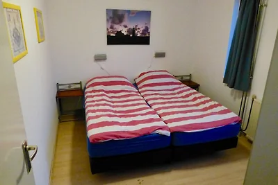 Paal 66,  eingezäunter Garten 6 per