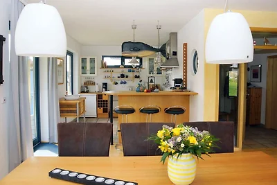 Det gule Hus (****)