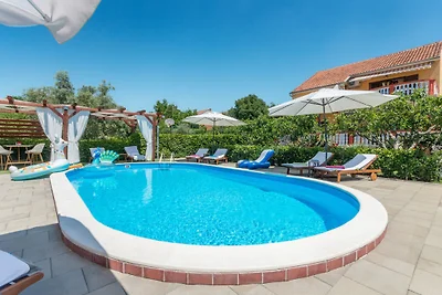 Villa Luka