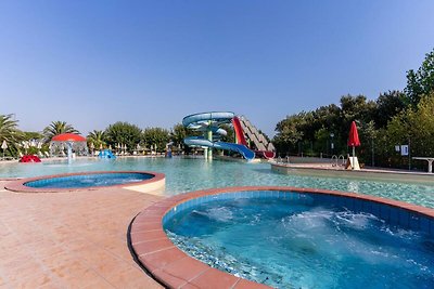 La Risacca Family Camping Village Lodge Comfo...