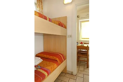 Feriendorf Cisano San Vito Dreizimmer-Bungalo...