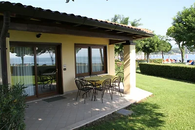 Front Lake Resort Le Corti del Lago Zweizimme...