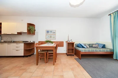 Residenz Ca' del Pino Dreizimmer-Wohnung Tril...