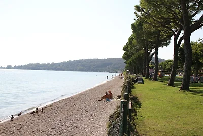 Front Lake Resort Le Corti del Lago Dreizimme...