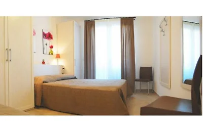 Residenz Evanike Vierzimmer-Wohnung Tipo D*
