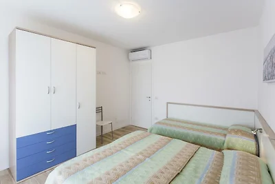 Residenz Mimose Dreizimmer-Wohnung Trilo