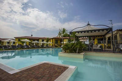 Residenz Karina Dreizimmer-Ferienhaus Villa...