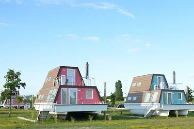 Marina Azzurra Resort Houseboat Garden