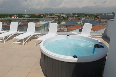 Residenz Quasar Dreizimmer-Wohnung C