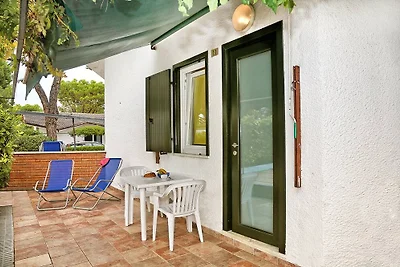 Feriendorf Cisano San Vito Dreizimmer-Bungalo...