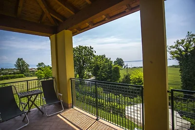 Residenz Karina Dreizimmer-Ferienhaus Villa...