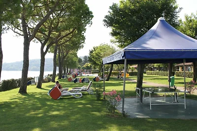 Front Lake Resort Le Corti del Lago Dreizimme...