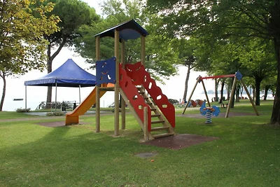 Front Lake Resort Le Corti del Lago Dreizimme...