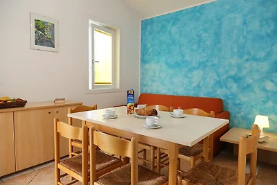 Feriendorf Cisano San Vito Dreizimmer-Bungalo...