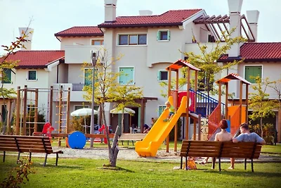 Villaggio A Mare Dreizimmer-Wohnung Trilo Poo...