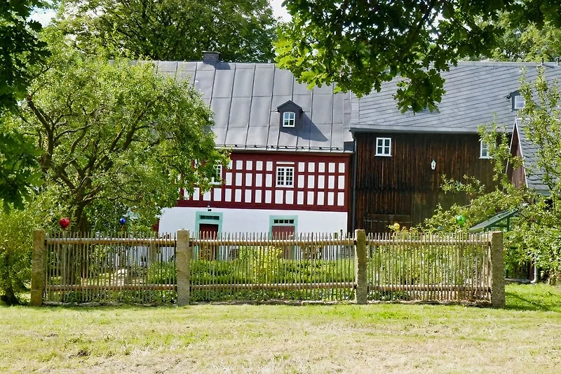 Onze boerderij met de vakantieschuur