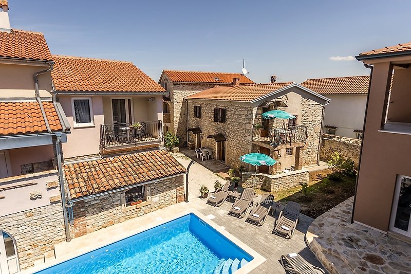 Noemi II with pool, Istria, Croatia