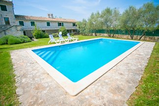 Selina Piscine