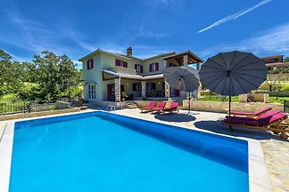 Villa Suprema