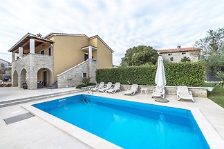 Villa Ladonja
