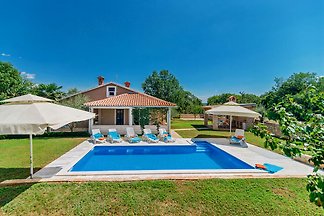 Villa Ruza Selina