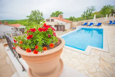 Villa Lara 