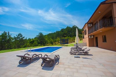 Villa Mirna