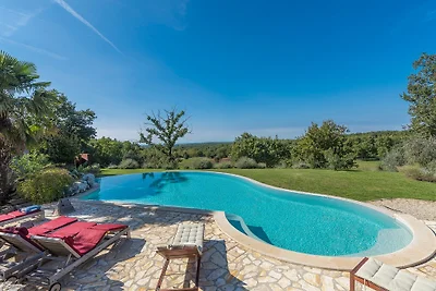 Villa zu den Drei Eichen-Barat