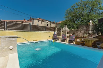 Villa Kris
