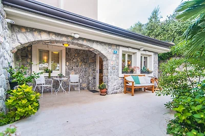 Studio in Villa Arta