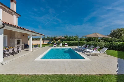 Villa Magica