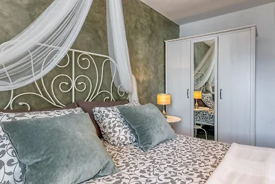 Villa Targeto mit Meerblick