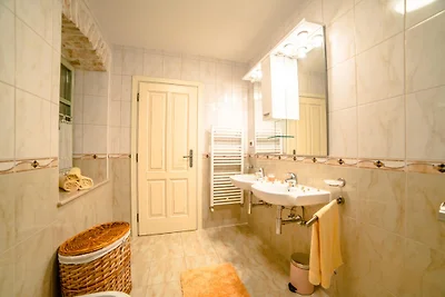 Tierfreundliche Villa Bubani