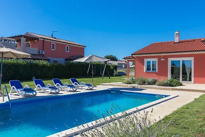 Family Villa Kata mit Pool