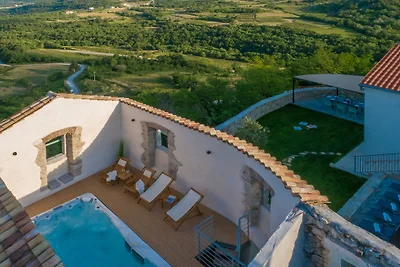Villa Paola mit dem Dachpool
