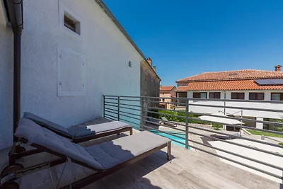 Villa Artiana mit Pool