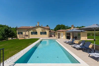 Villa Mateo