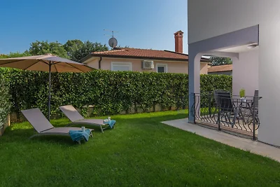 Emanuela alla Silver House
