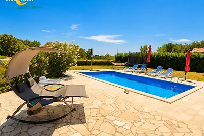 Family Villa Kata mit Pool