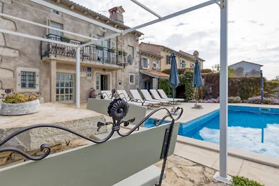 Villa Targeto mit Meerblick