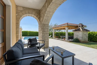 Villa Ladonja