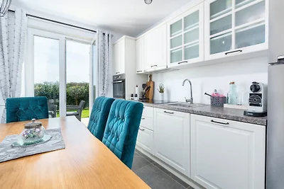 Holiday House Businia