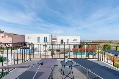Holiday House Businia