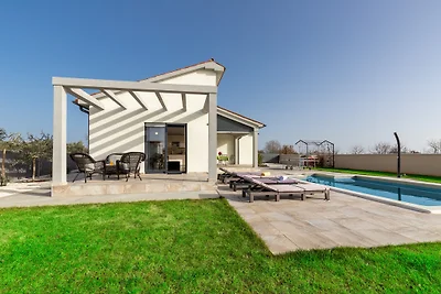 Villa Vali