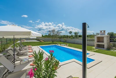 Villa Clara
