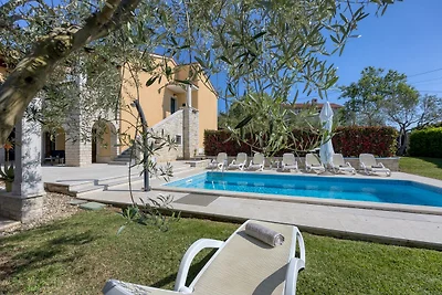 Villa Ladonja