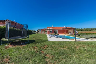 Family Villa Kata mit Pool