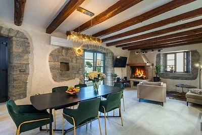 Villa Grazia with heated Pool
