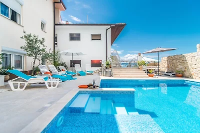 Apartment Ruzmarin Suzy